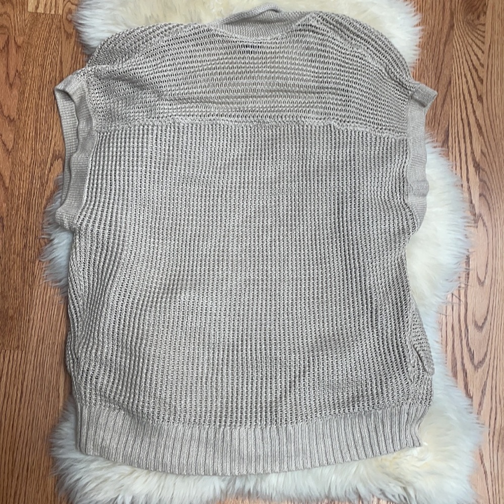 Club Monaco | M tan short sleeve cardigan with pockets - Picture 5 of 5
